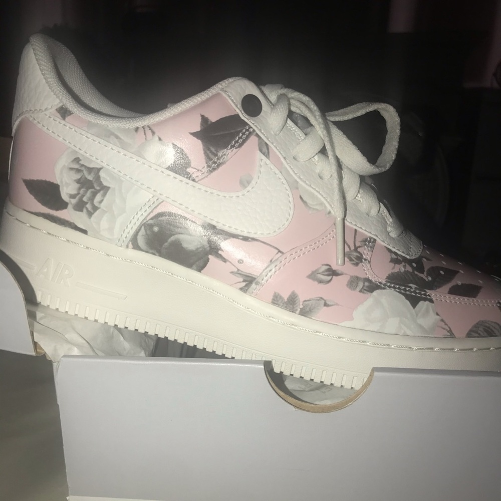 Air Force 1’s (deadstock)